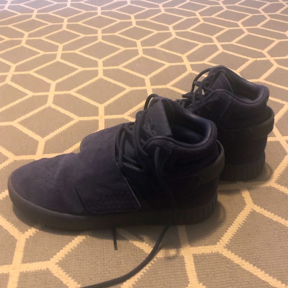 Adidas navy suede sneakers